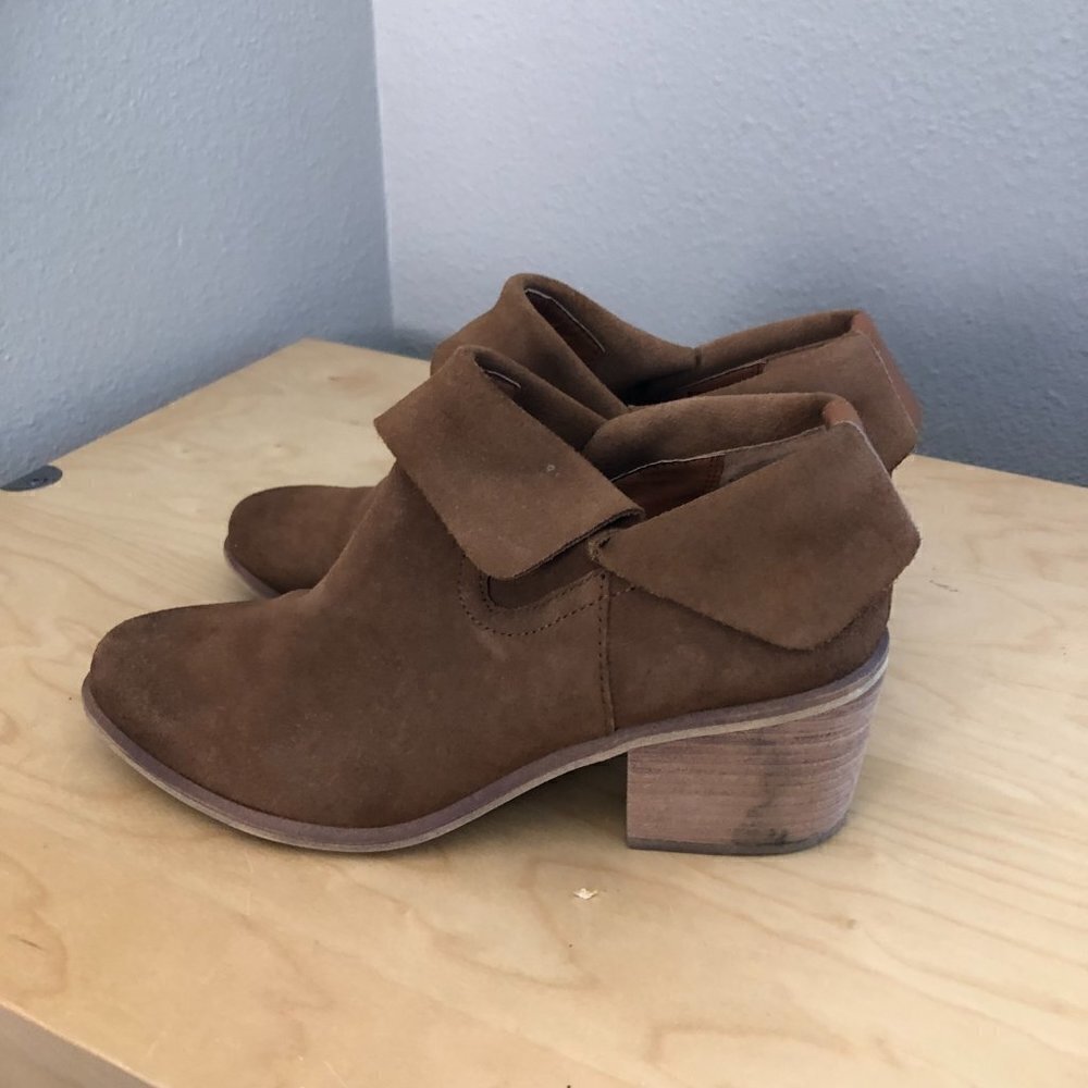 Nordstrom BP Brice Cognac Brown Suede Ankle Booties Women's size 8 EUC - Picture 5 of 11